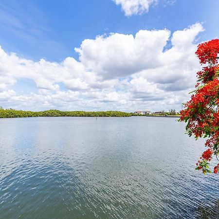 The Blue Lagoon رسكن المظهر الخارجي الصورة